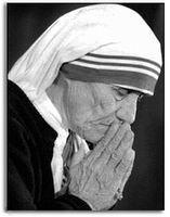Mother Teresa Praying